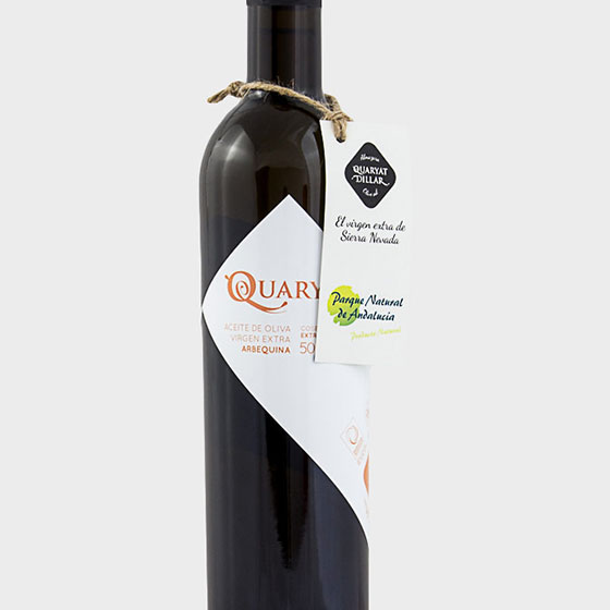 arbequina extra virgin olive oil bottle early harvested. Quaryat arbequina extra virgin early harvested olive oil